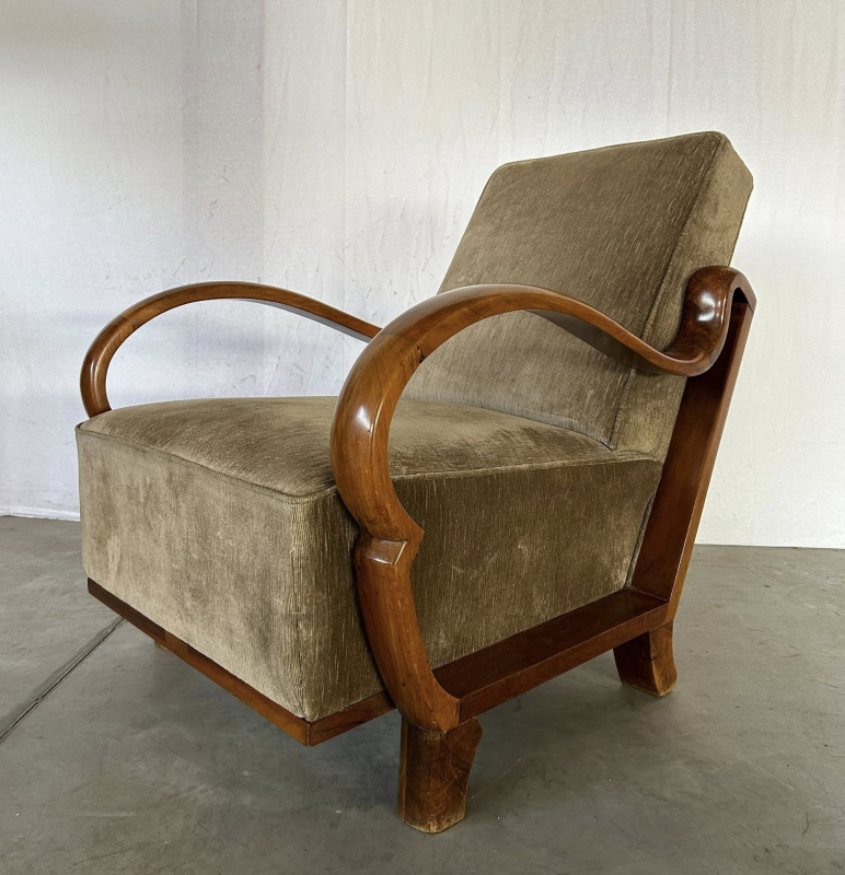 F202 - Art DECO čítacie kreslo - Cena 260€