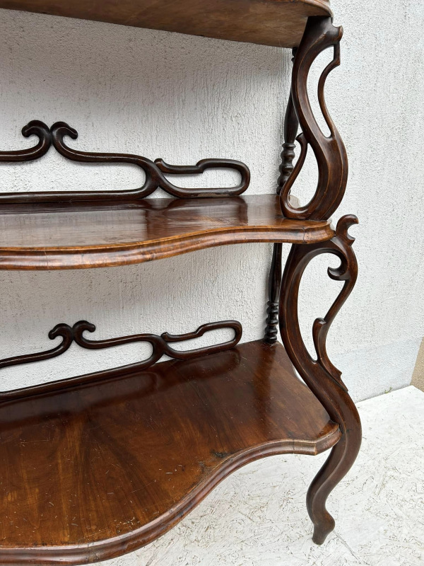 Rokokový etažer (polica) s tradičnou polytúrou - Cena 400 € 4