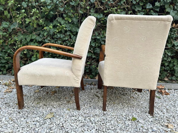 F113 - Kreslá od J. Halabalu H-213 - Cena 290€ / ks 2