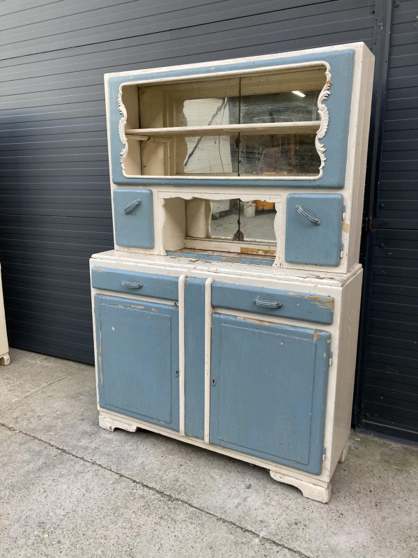 K48 - Kredenc v provensálskom štýle - Cena 290€ 1