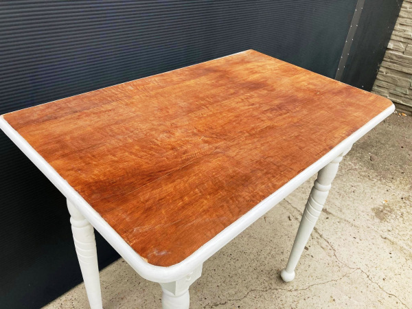 ST05 -Konzolový / toaletný stôl biely vo provensálskom štýle - Cena 99€ 2