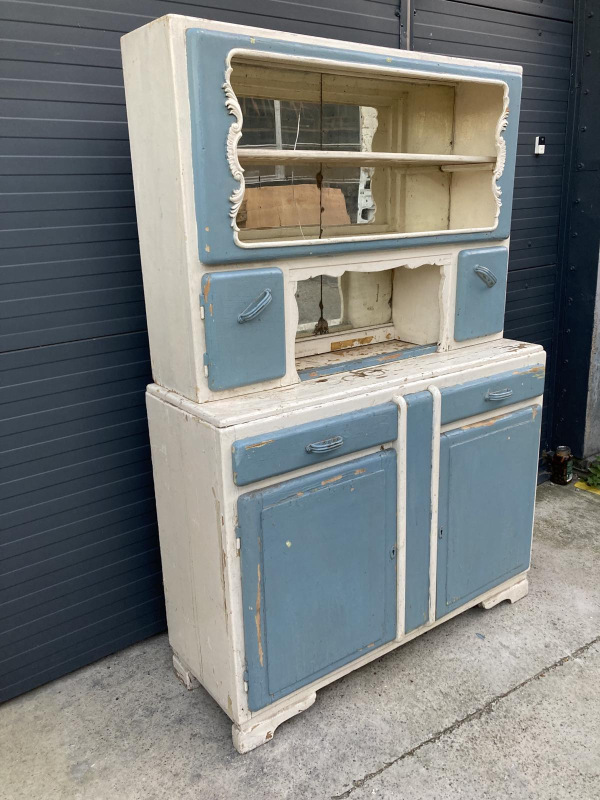 K48 - Kredenc v provensálskom štýle - Cena 290€ 3