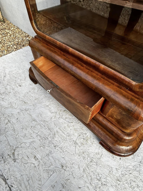V49 - Art DECO vitrína - Cena 690€ 4