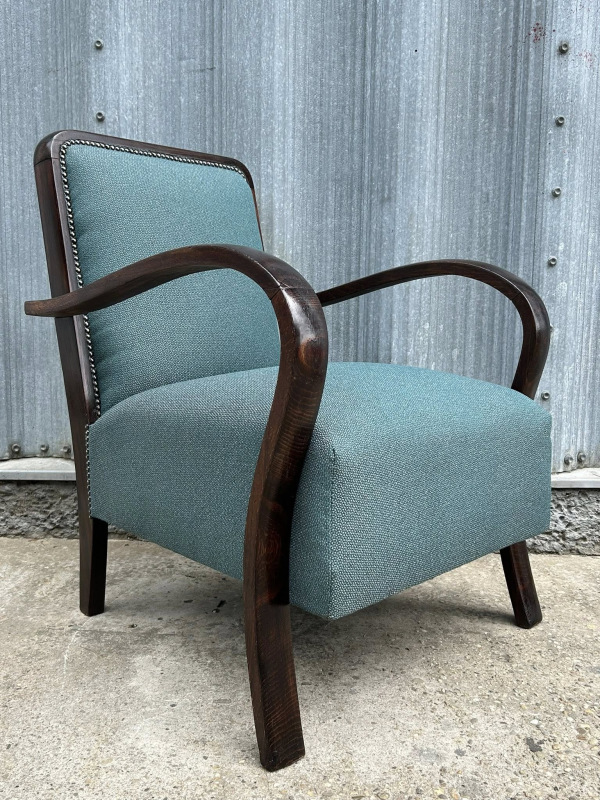 F215 - Art DECO kreslo ”solitér” - Cena 360 €