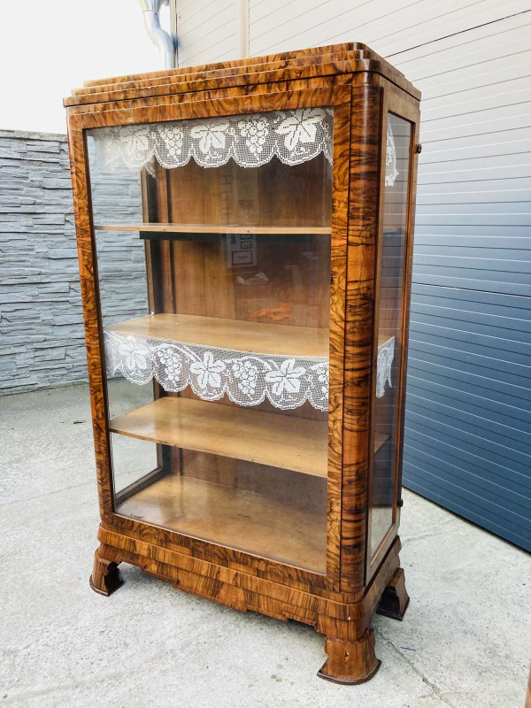 V13 - Unikátna Art Deco vitrína - Cena 890€ 1