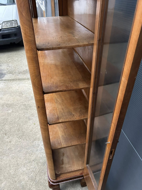 V65 - Art deco (Prvorepubliková) vitrína - Cena 790€ 8