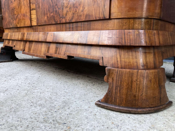 V13 - Unikátna Art Deco vitrína - Cena 890€ 5