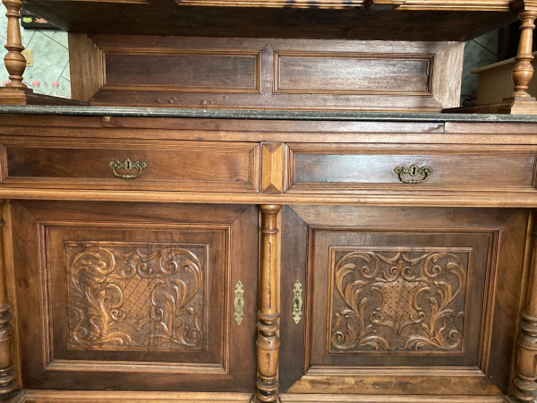 Krásny Altdeutsch príborník / kredenc - Cena 890€ 3