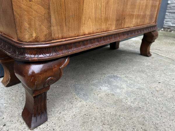 V65 - Art deco (Prvorepubliková) vitrína - Cena 790€ 5