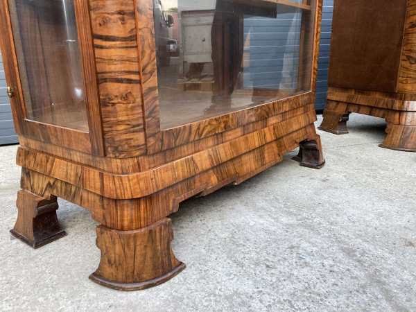 V13 - Unikátna Art Deco vitrína - Cena 890€ 3