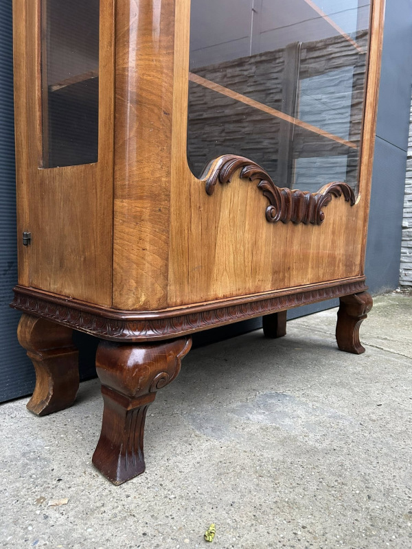 V65 - Art deco (Prvorepubliková) vitrína - Cena 790€ 3