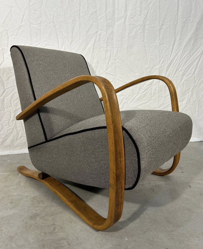 F201 - Kreslá J. HALABALA H - 269