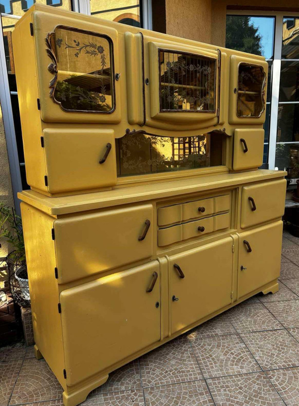 K54 - Kredenc v provensálskom štýle - Cena 390€ 1