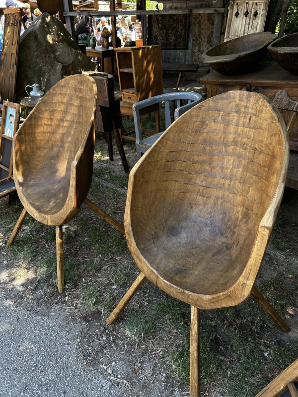 Vintage kreslá, Ľudový unikát. - Cena 190€/ks 1