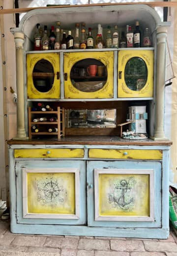 K21 - maľovaný kredenc - Cena 335€ 6