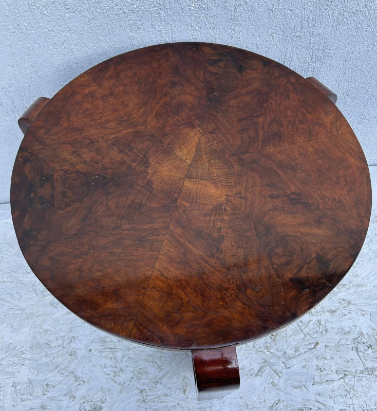 S48 - Dizajnový stolík v art DECO - Cena 520€ 2