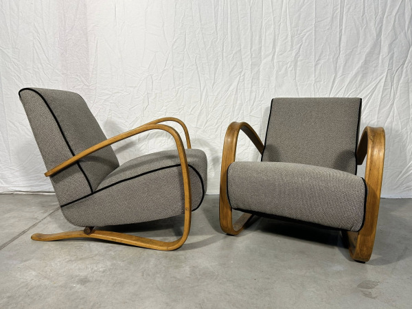 F201 - Kreslá J. HALABALA H - 269 4