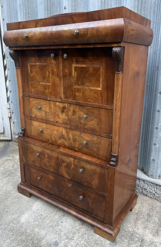 Kabinet / sekretár plno-stĺpový - Cena dohodou 1