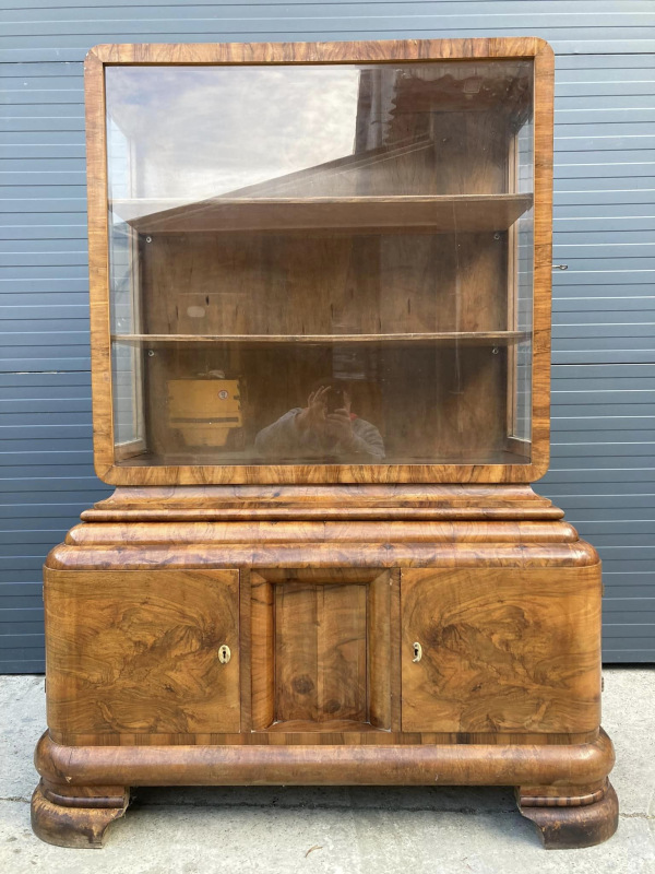 V02 - Art Deco vitrína - Cena 690€