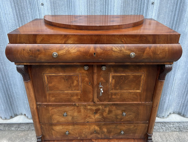 Kabinet / sekretár plno-stĺpový - Cena dohodou 8