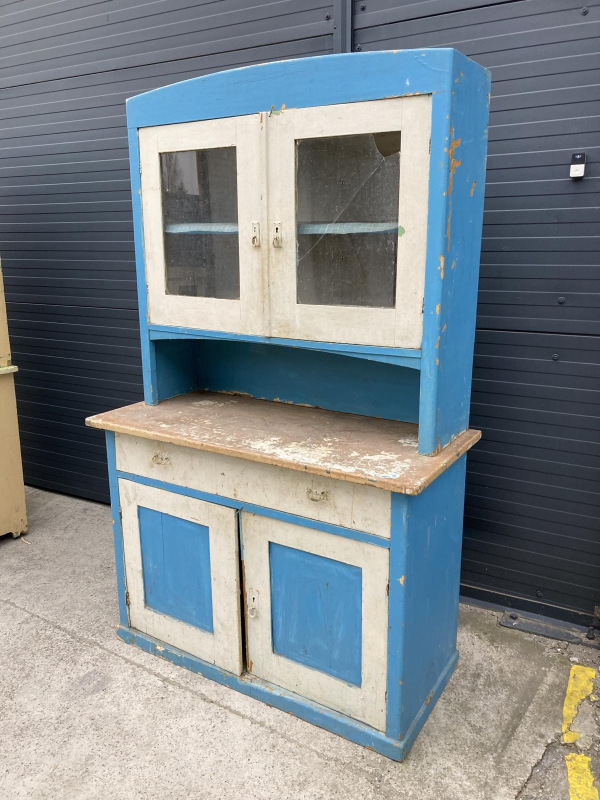 K37 -Vidiecky kredenc/príborník v pôvodnom stave. - Cena 220€ 2