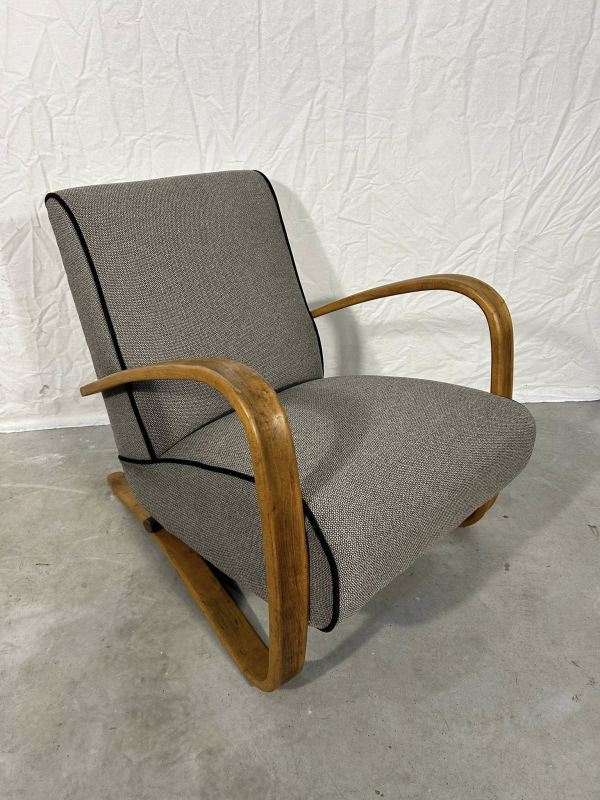 F201 - Kreslá J. HALABALA H - 269 2