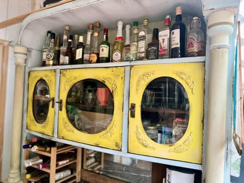 K21 - maľovaný kredenc - Cena 335€ 3