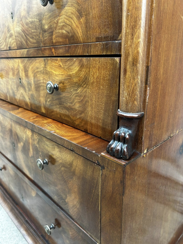 Kabinet / sekretár plno-stĺpový - Cena dohodou 4