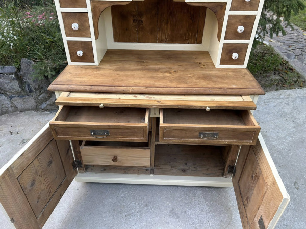 K92 - 12 šuflíkový vidiecky kredenc - Cena 680€ 8