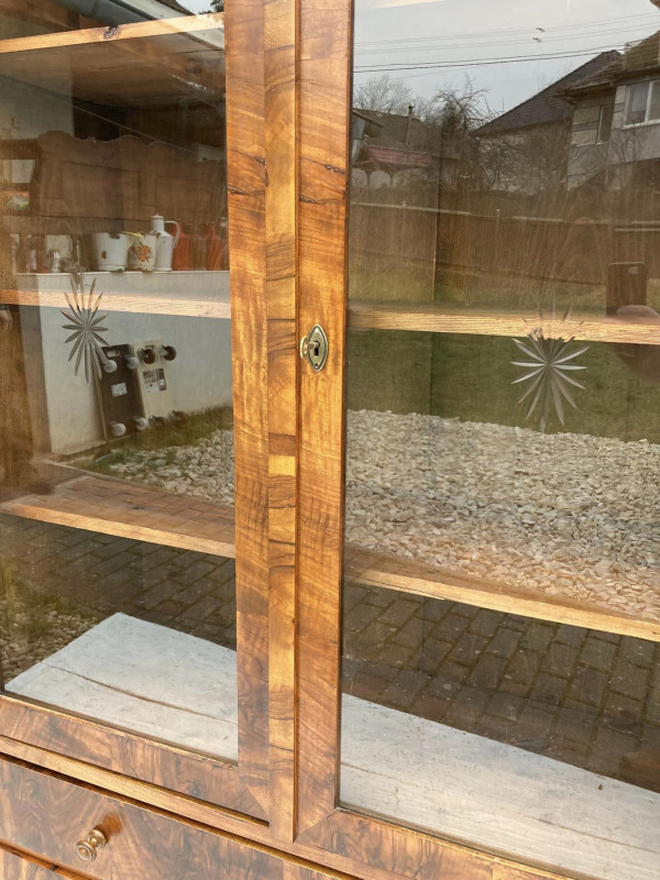 Vitrina Biedermeier kompletne zreštaurovaná - Cena 960 € 7