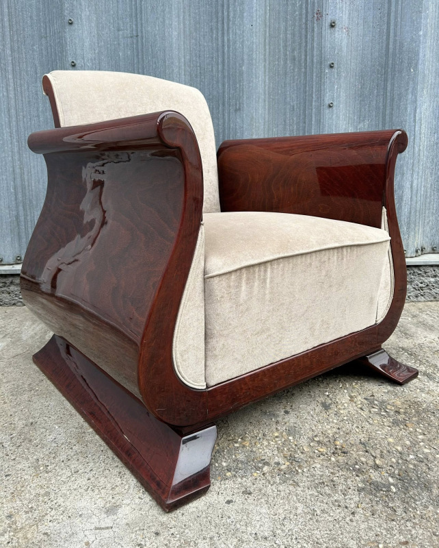 F185 - Art deco dizajnové kreslá “TULIPÁN”. Zberateľský kus. Cena 2.600€ / kus. 3