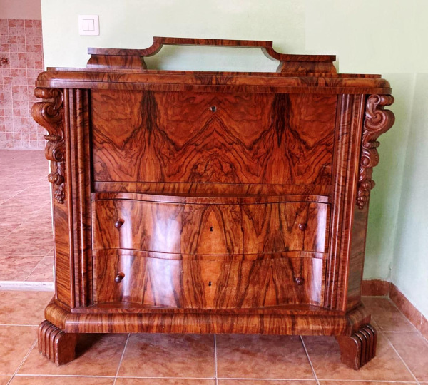 V19 - Art Deco set vitrína + príborník - Cena vitríny 790€ 1