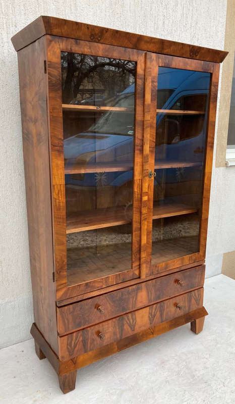 Vitrina Biedermeier kompletne zreštaurovaná - Cena 960 € 1