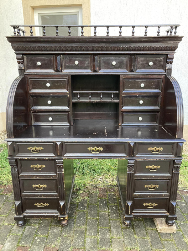 Elegantný dobový písací stôl Alt Deutsch s nadstavbou - Cena 1.499 €