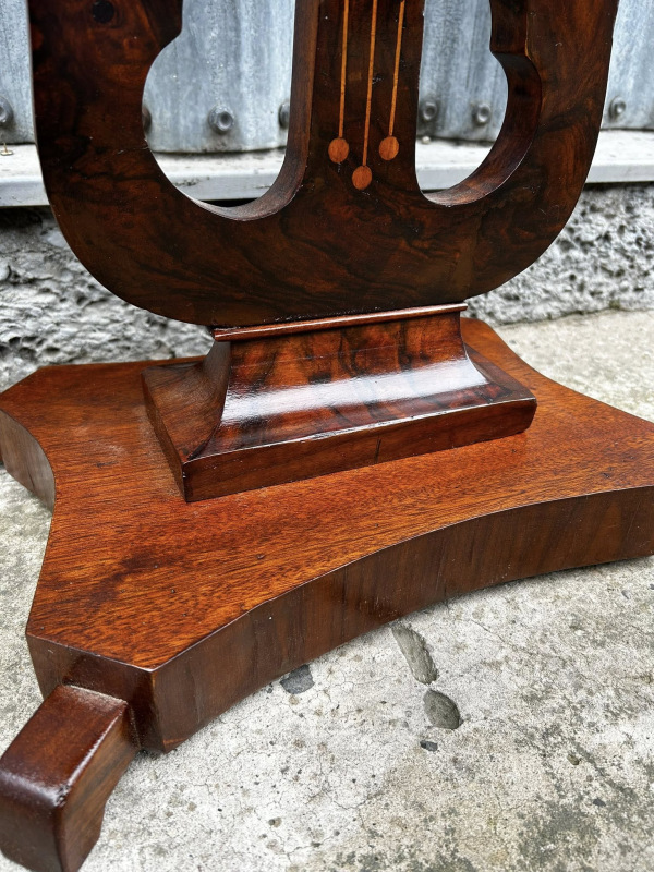 Biedermeier stolík, oválny - Cena 590€ 5