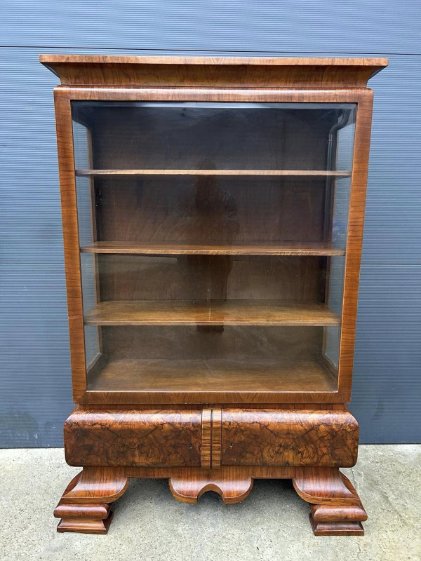 V66 - Art DECO vitrína - Cena 980€
