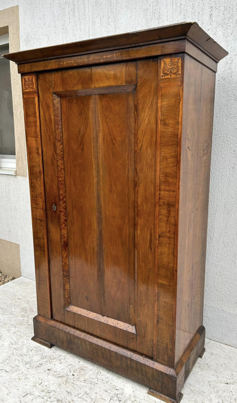Skriňa Biedermeier - Cena 590 € 6