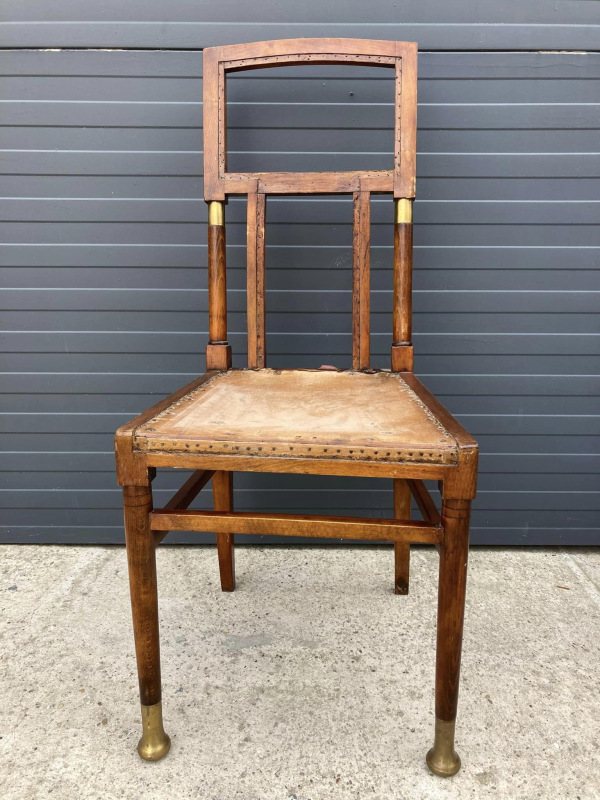 CH05 - 2ks starožitne stoličky na renováciu. Cena 40€/ks. 2