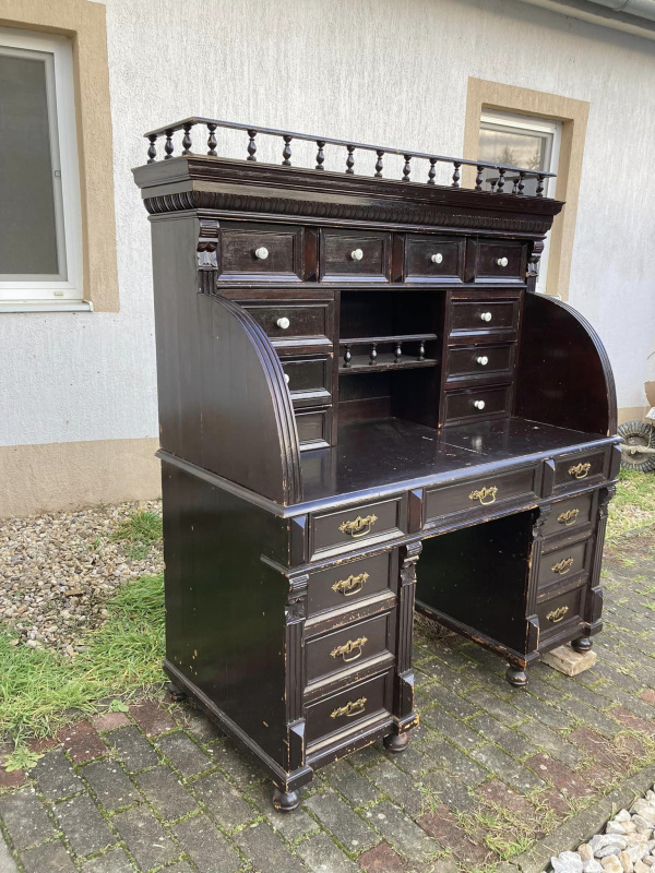 Elegantný dobový písací stôl Alt Deutsch s nadstavbou - Cena 1.499 € 1