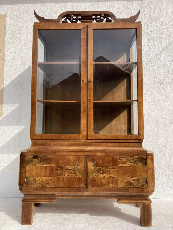 V29 - Vitrina Art DECO - Cena vitríny 790€