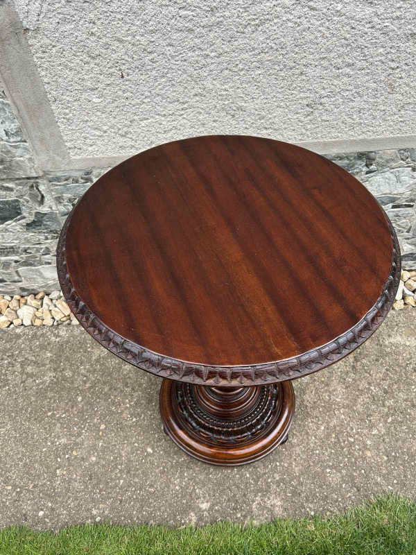 Stôl z obdobia Prvej republiky - Cena 390€ 1