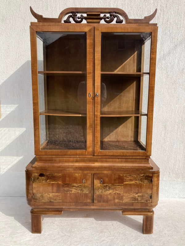 V29 - Vitrina Art DECO - Cena vitríny 790€ 4