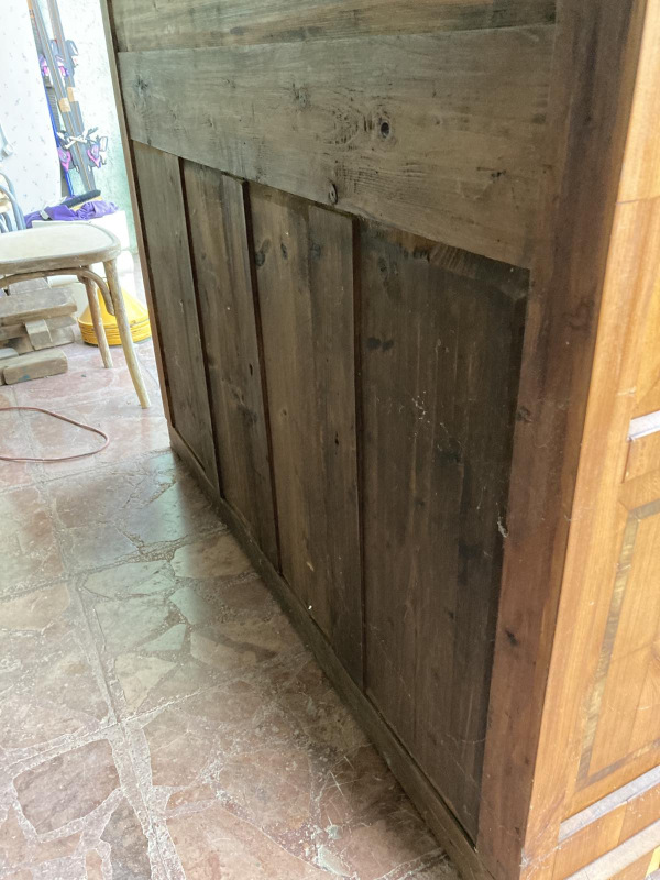 Pekná, bohate intarzovaná Biedermeier vitrína / knihovňa - Cena 1.200 € 4