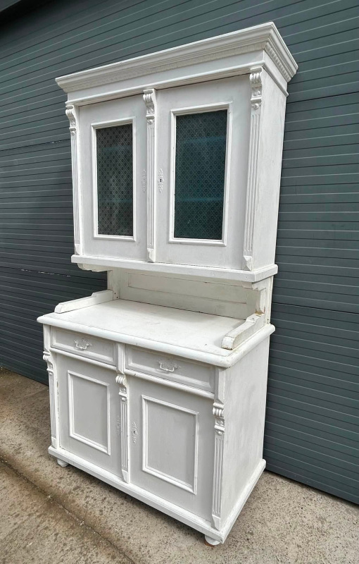 K103 - Vidiecky príborník - Cena 450 € 2