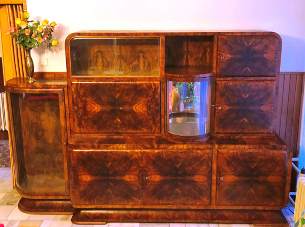 Art Deco sekretár / kabinet s barom a vysúvacím písacím stolom - Cena 2.500€ 1