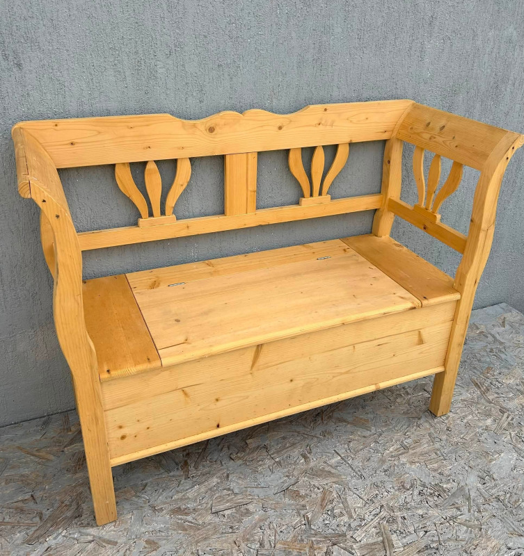 L55 - Vidiecká lavica - Cena 330 € 2