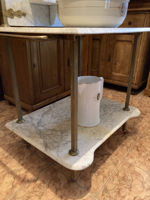 UM07 -Secesný umývací / toaletný stolík - cena 450€ 1