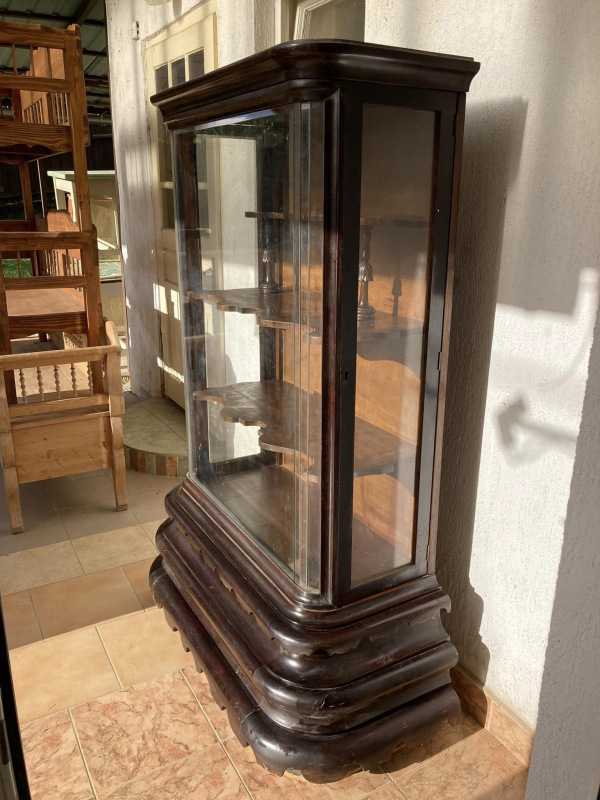 V25 - Art Deco vitrína - Cena 490€ 1