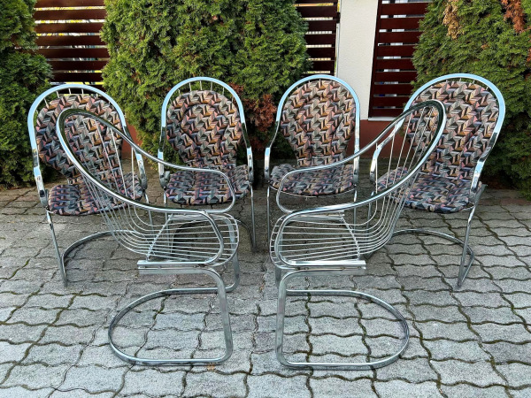 Chrómové BAUHAUS stoličky, od Talianskeho návrhára Gastone Rinaldi pre fa Rima Italy 1970.