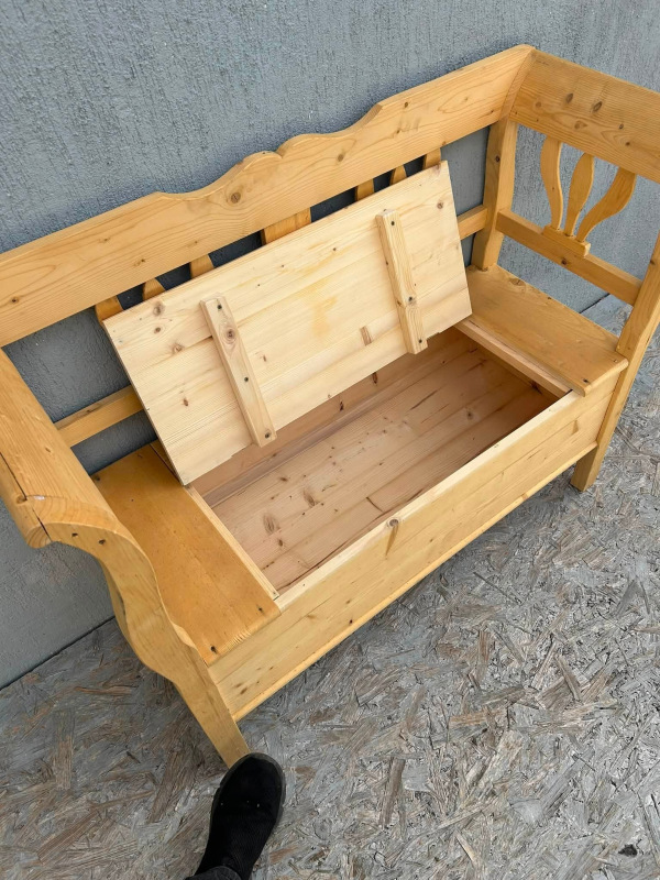 L55 - Vidiecká lavica - Cena 330 € 3